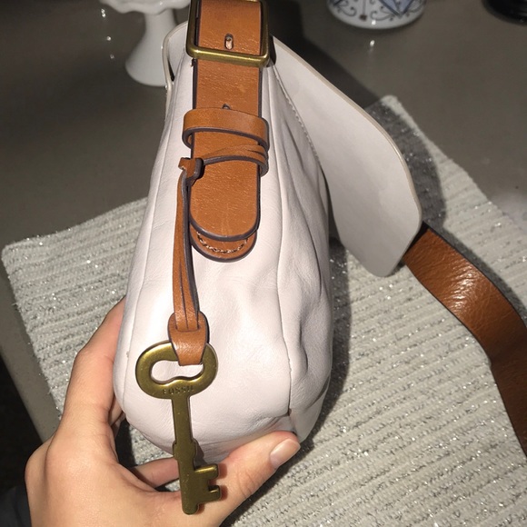 SOLD Fossil Harper Crossbody - Picture 5 of 6